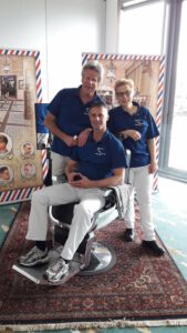 Drie medewerkers Nerusch Stoelmassage