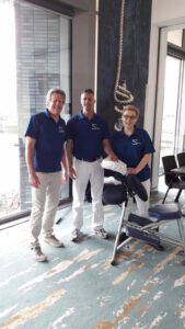 Drie medewerkers Nerusch Stoelmassage